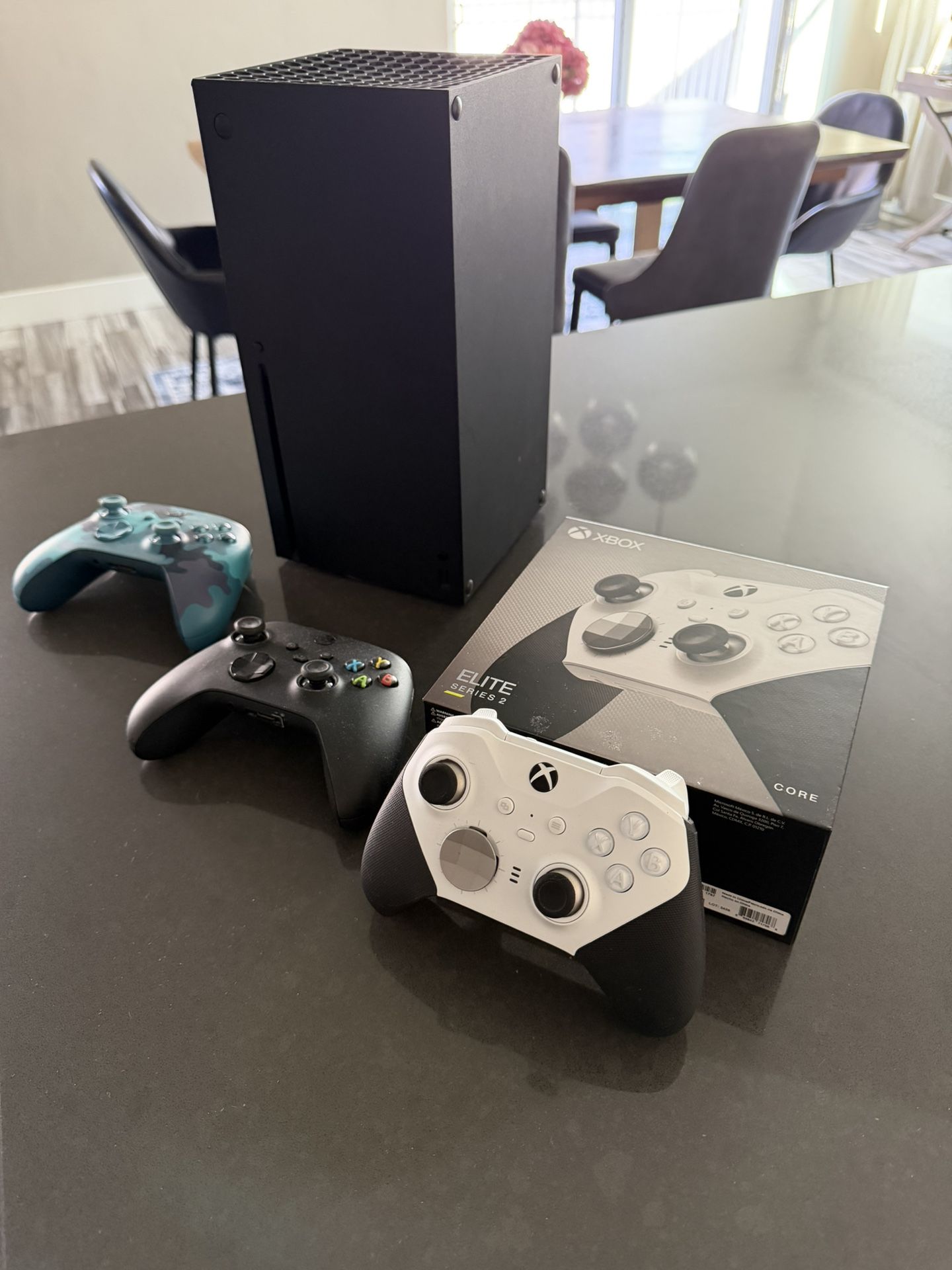 Xbox Series X 1tb & Elite Controller