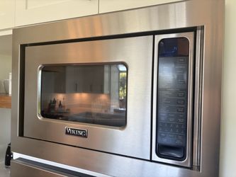 Viking Stainless Steel Convection Microwave Oven