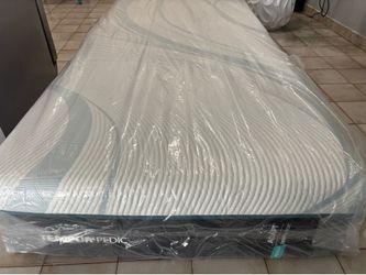 Twin size tempurpedic mattress