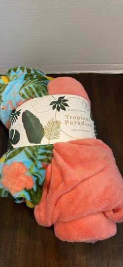 Tropical paradise 2 pack Flannel Throw  Brand New Retails $45 asking $25