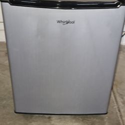 Whirlpool Mini Refrigerator And Freezer Stainless Steel And Black