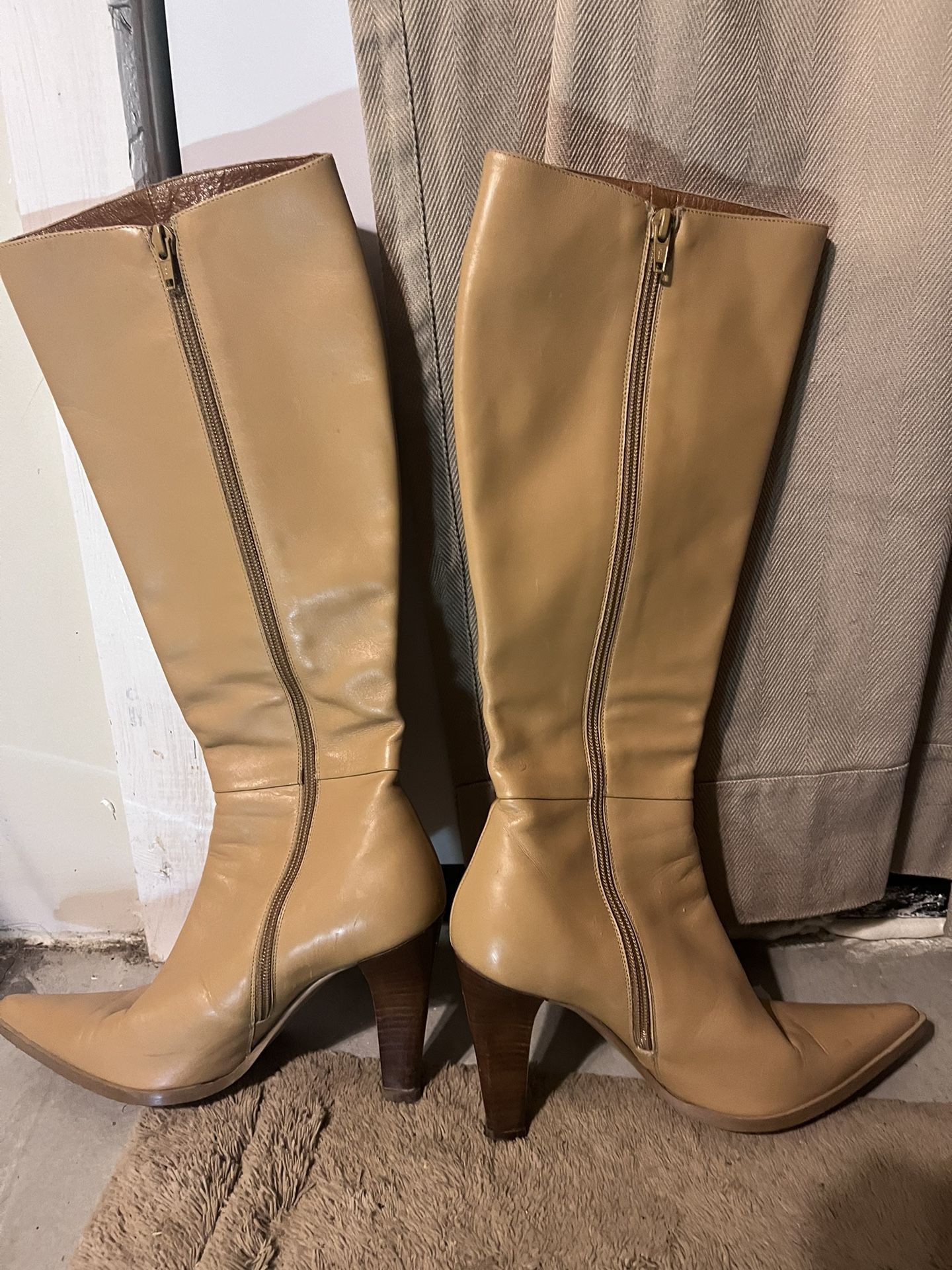 Faconnable women’s Boots