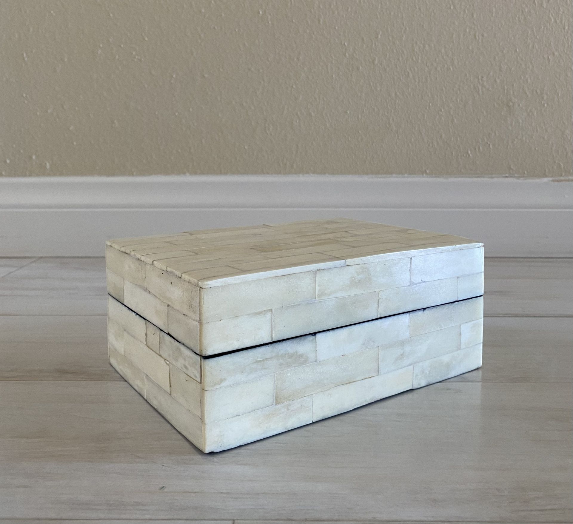 Decorative Natural Bone Inlay Box