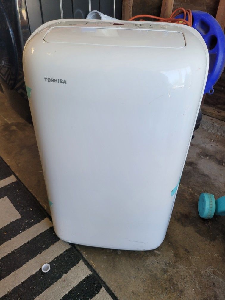 Toshiba Portable AC