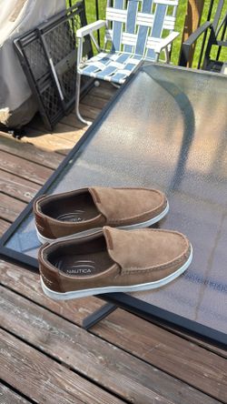 Nautica size 8