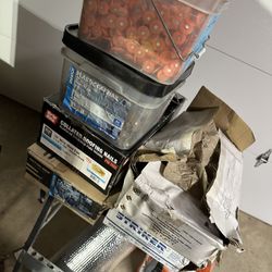 Roofing Material / Roofing Supplies