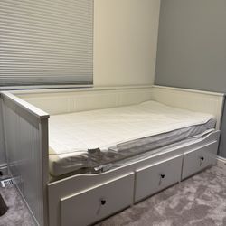 Ikea Hemnes Daybed