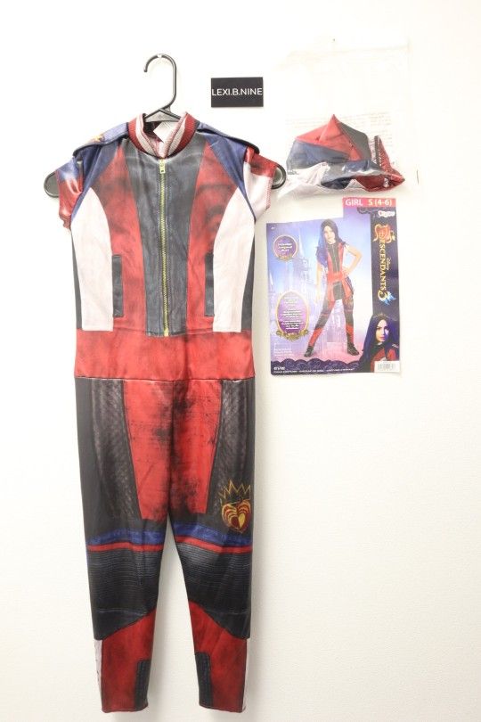 Desendants Evie Brand New Halloween Costume For Sale