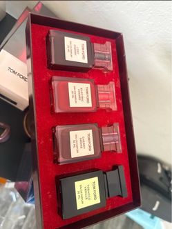 Tom Ford 4-Piece Eau de Parfum Gift Set 30ml
