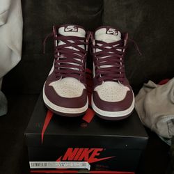 Jordan 1 High Bordeaux