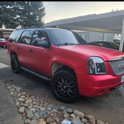 Vendo Mi Bonita GMC YUKON 2014