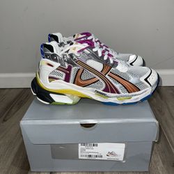 Balenciaga Runners Men’s Size 8 New