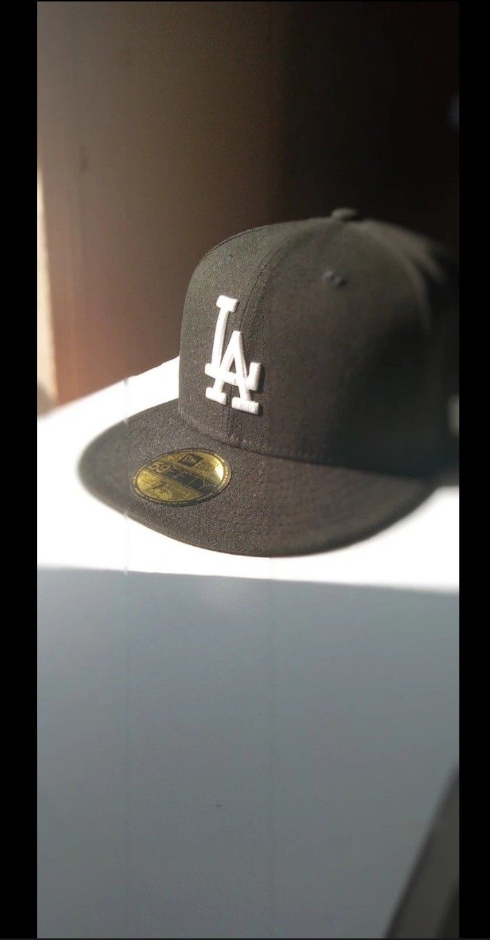 Los Angeles Dodgers Fitted Hat Used Like New 7 1/2