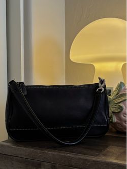 Coach Hampton Demi Handbag / Shoulder bag in Black