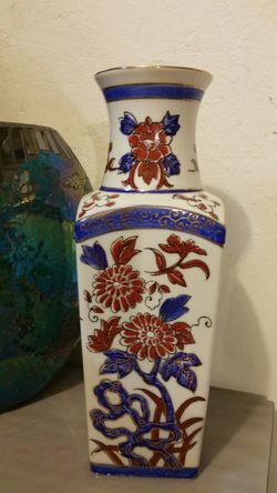 Japanese floral vase