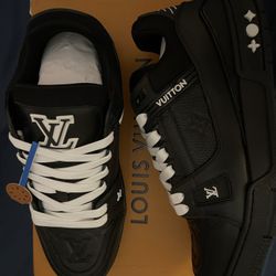 Louis Vuitton Trainers Black Size 9