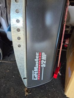 Chamberlain liftmaster 2220 garage door opener