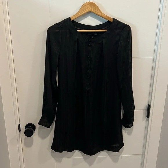 Vero Moda black tunic style sheer top size  medium
