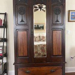 Armoire