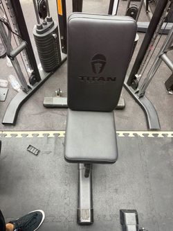 Titan fitness bench