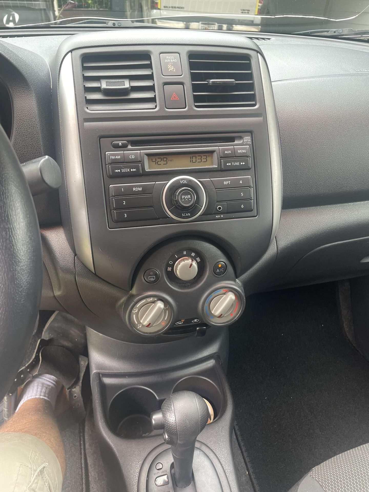 For Sale Nissan Versa 
