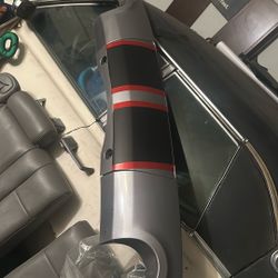 Una Frente De Un Carro