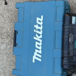 Makita Hammer Drill And Impact Combo