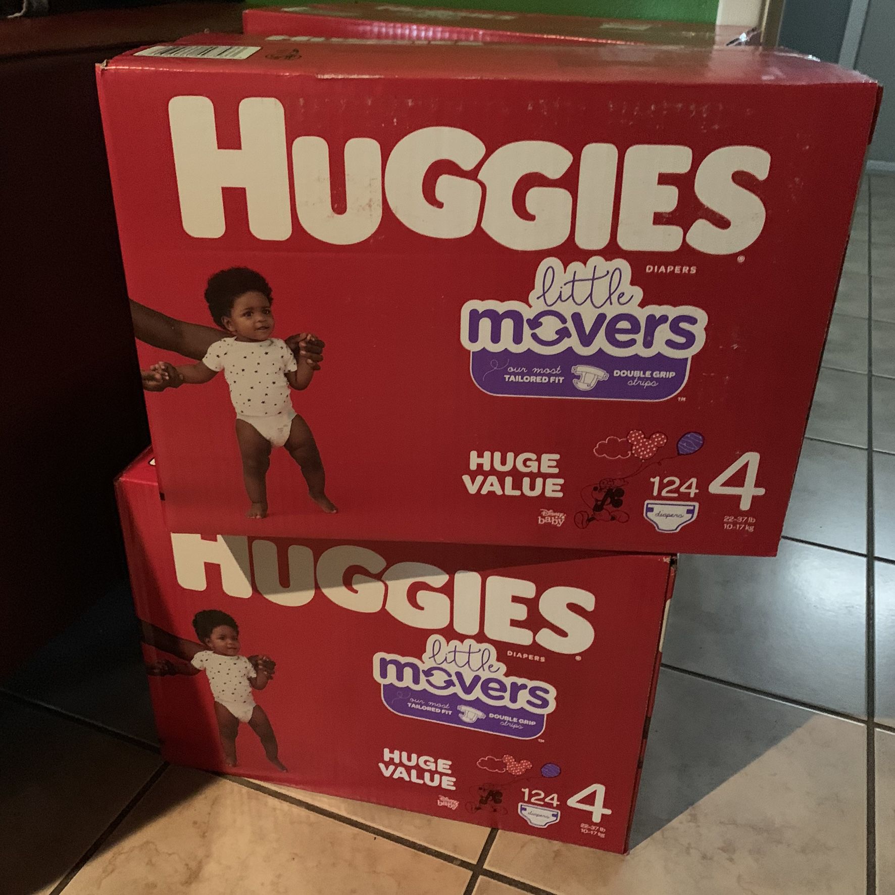 Huggies Little Movers diapers - size 4 - 124 ct box