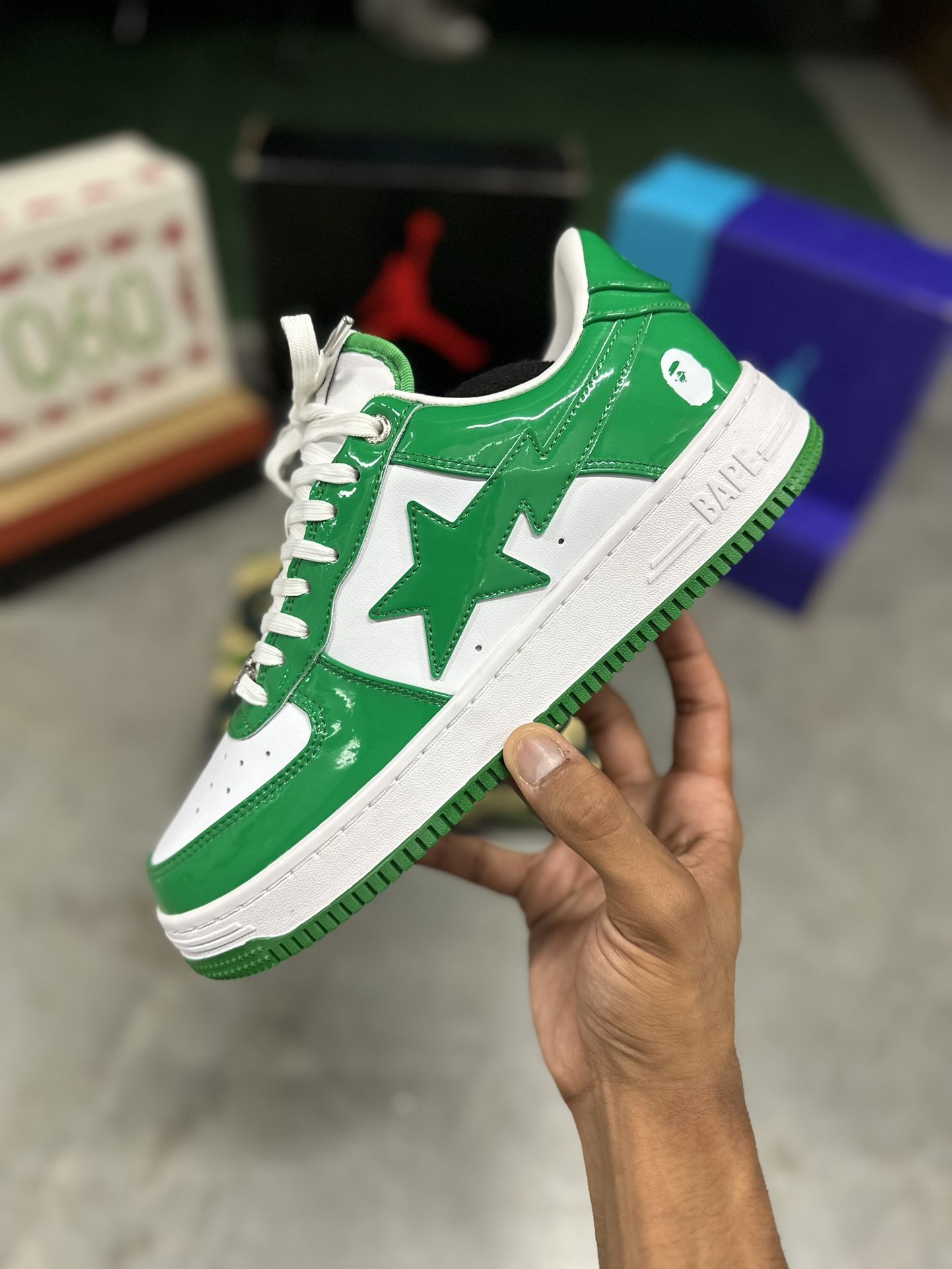 Men’s 11, Women’s 12.5 - “Green” Bape Sta Low's 🍃