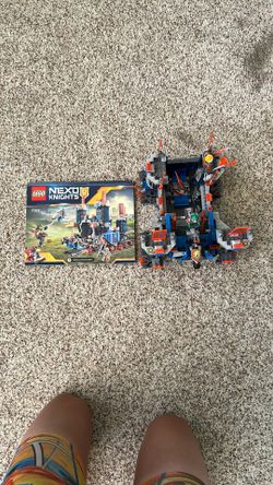 70317 LEGO Nexo Knights Season 1 The Fortrex