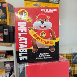 Buc-ee Beaver  Inflatable (New seal Box)
