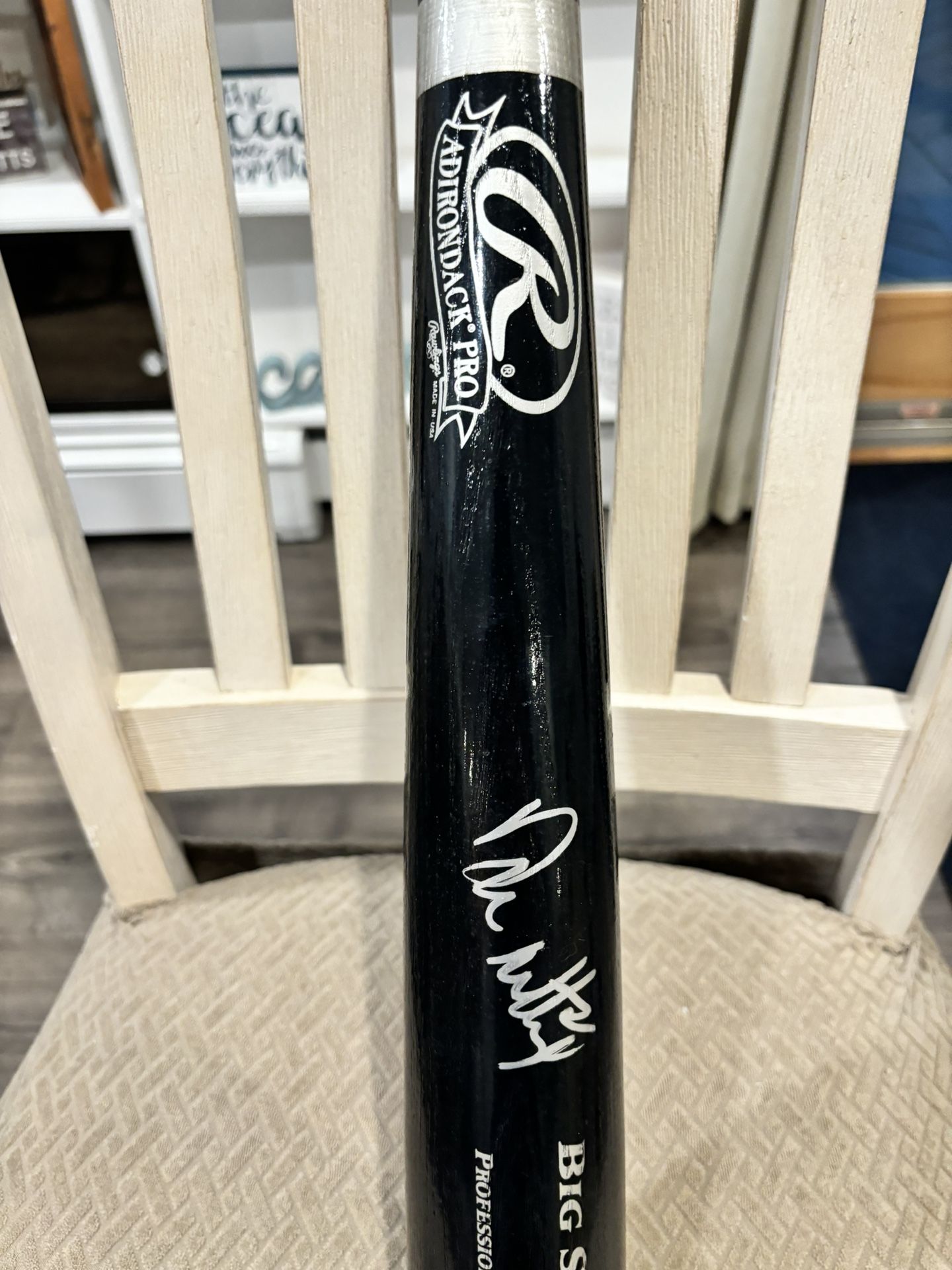 Don Mattingly autographed baseball bat with COA