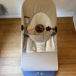 Baby Björn Bouncer Bliss (+ Toys)