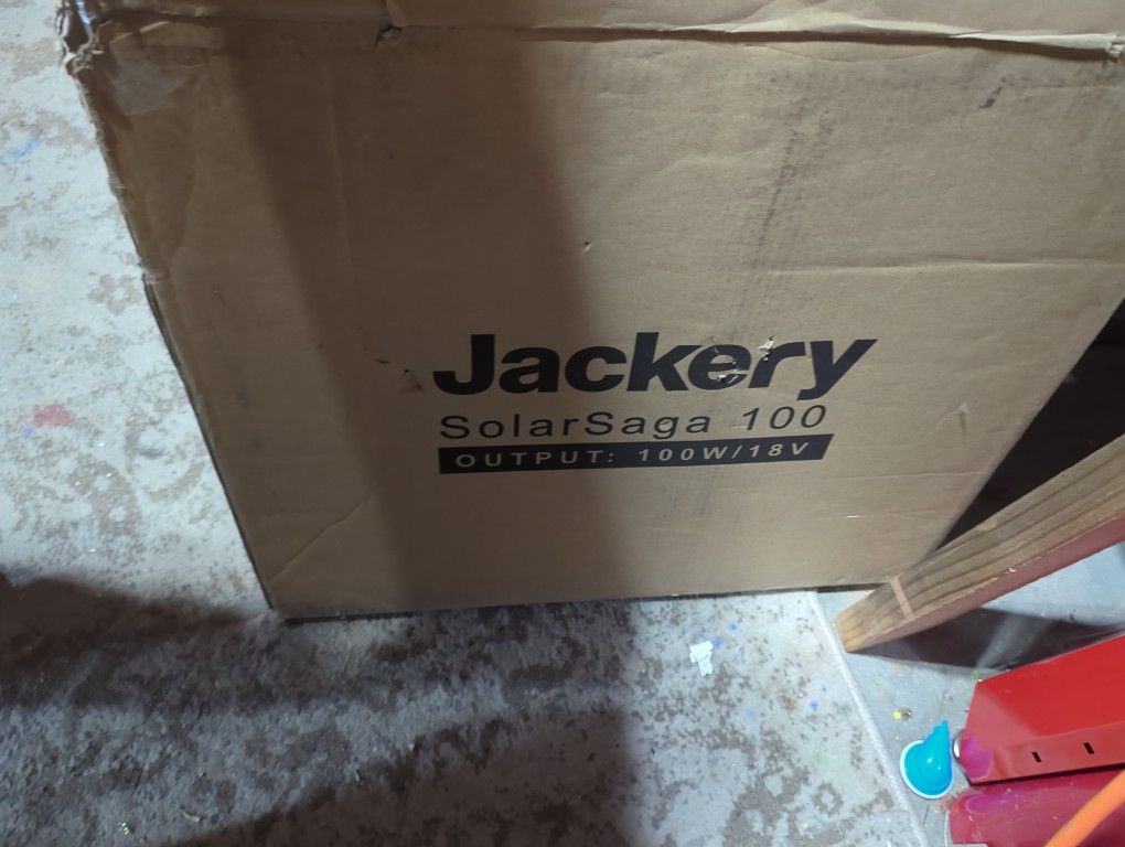 Jackery Saga 100w. Solar Panel