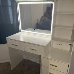 Vanity(taking Offers)