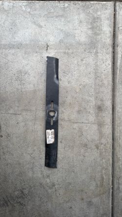 $5 – Thick steel mower blade (PowerCare) – DIY / scrap metal