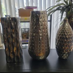 SELLING 3 LARGE VASES TOGETHER  FOR ALL