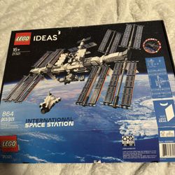 Lego Space Station 