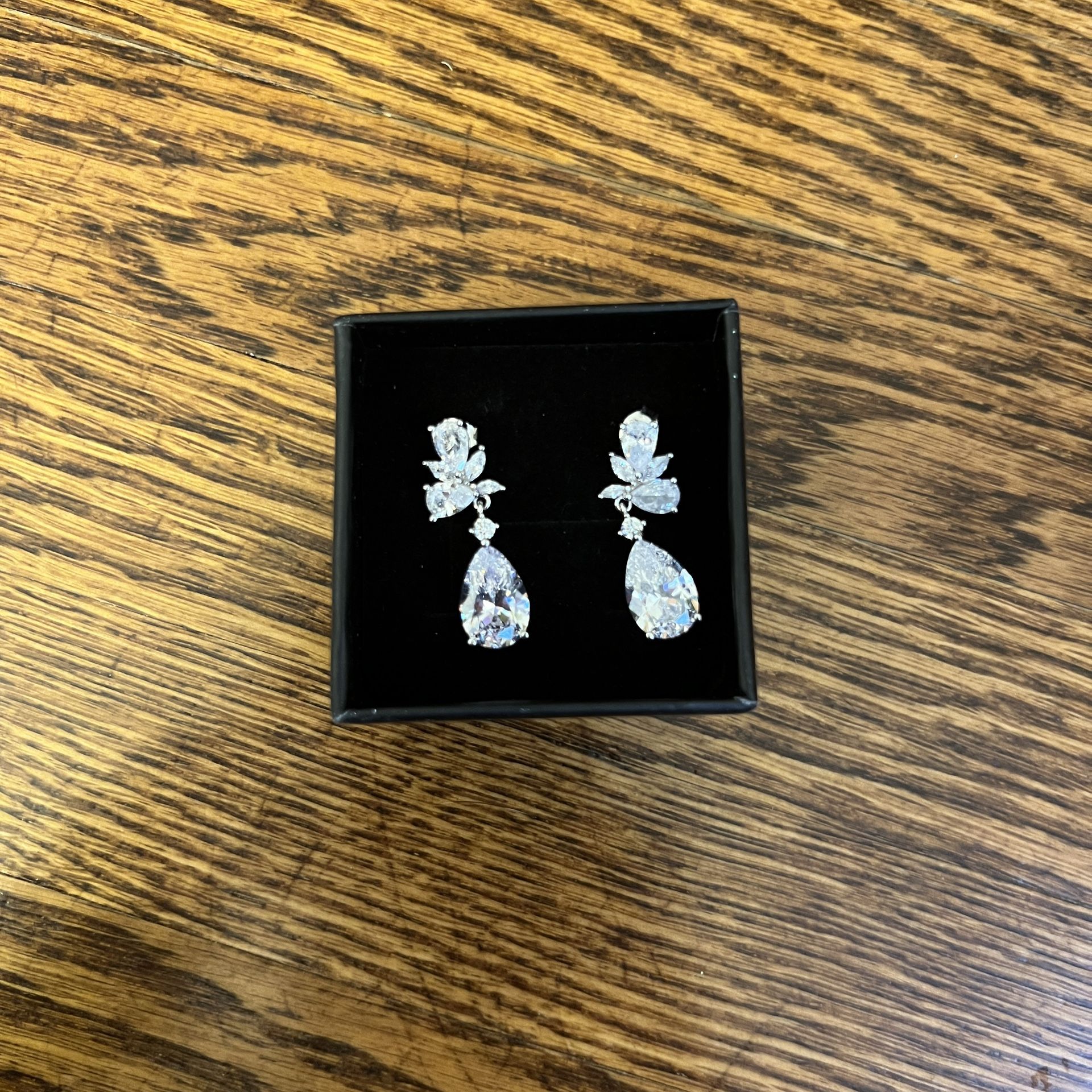 Sterling Silver cubic zirconia Pendant Earrings - NIB