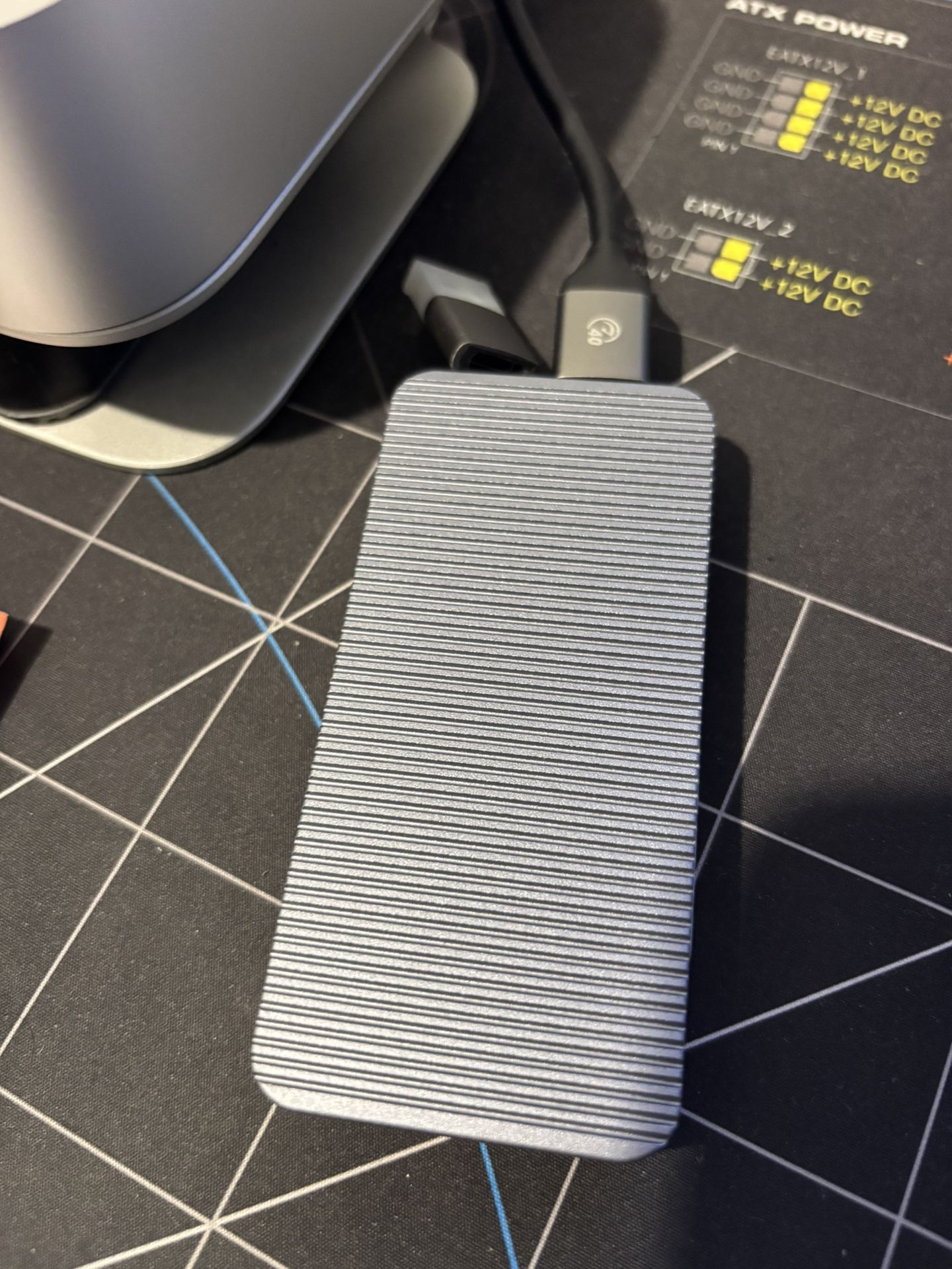 1TB USB4 External Drive 