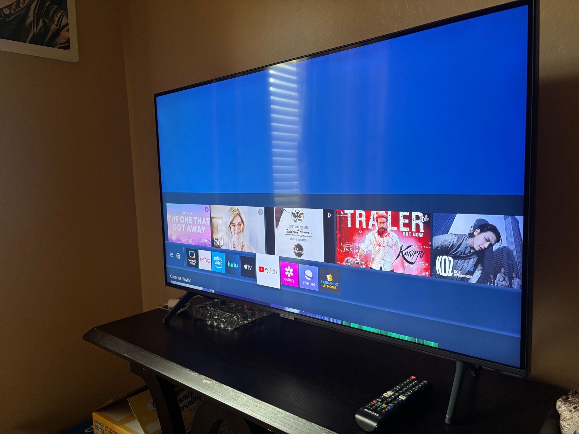 Samsung 43" Crystal UHD 4K Smart TV 7 Series (Only Pickups!)
