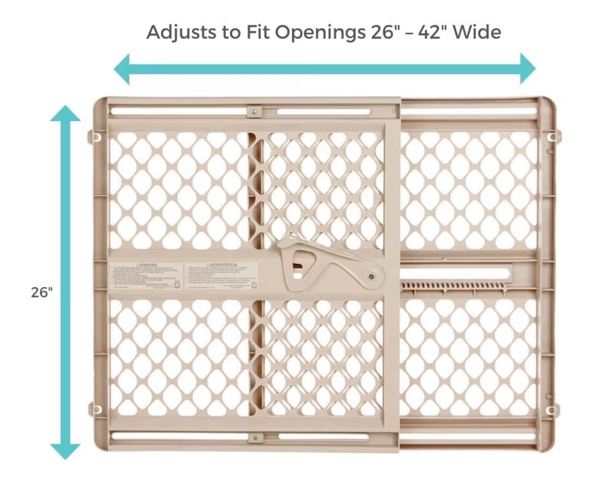 Toddleroo by North States - Supergate Ergo Baby Gate: Plastic Baby Gate for Stairs & Doorways - Adjustable Indoor Safety Gate - Made in USA - 26 to 42