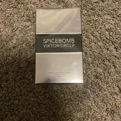 85$ Spicebomb Viktor Rolf