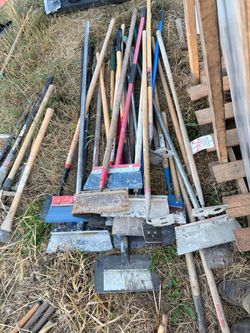 Lot of Long-Handle Square Spades and Garden Tools