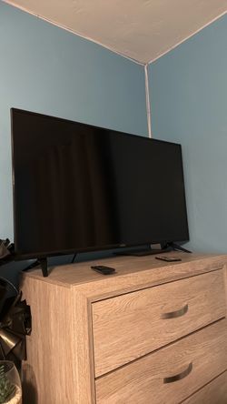 40” Vizio TV