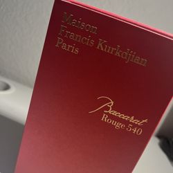 baccarat rouge 540 perfume