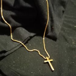 Unisex Box Chain Cross 18k