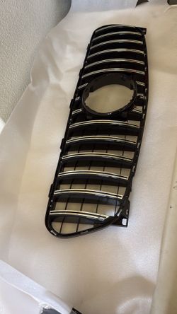 Front bumper Grille Mercedes Benz GLA x156/GLA 200/250/