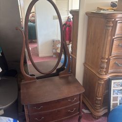 Antique Dresser With Oval Mirror 