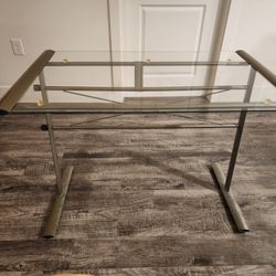 Glass-Top-Desk